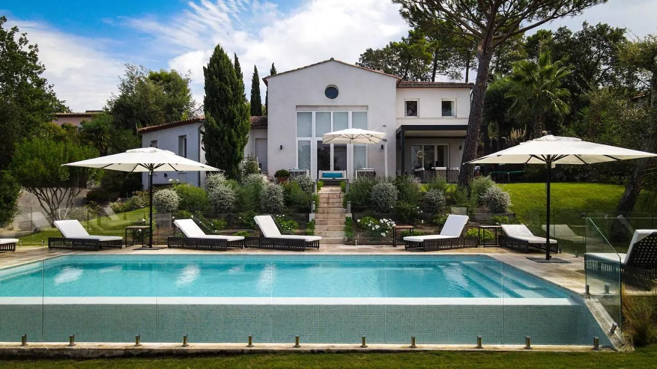 Villa White Saint-Tropez 0*,  France